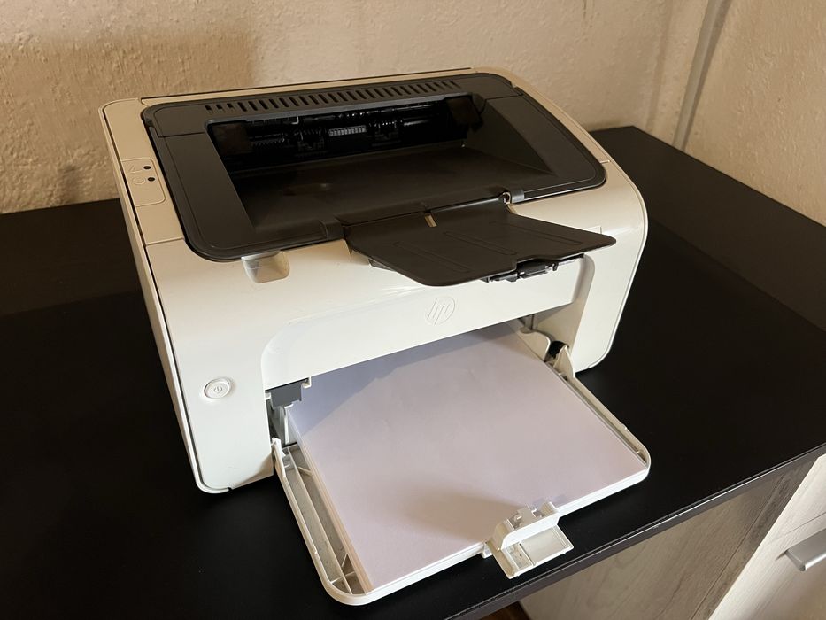 HP LaserJet Pro M12a - Отличен