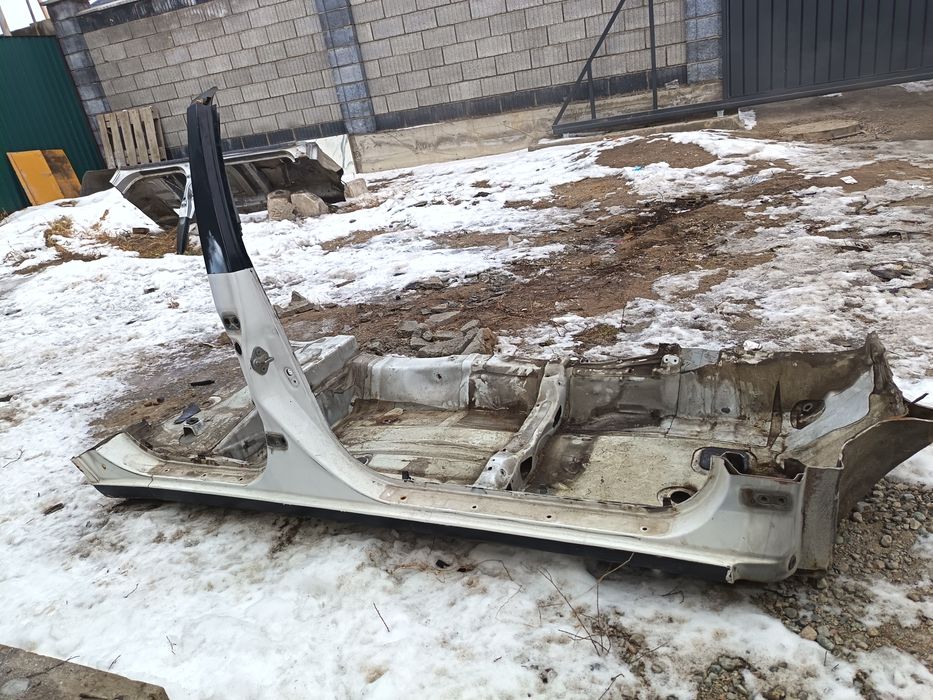 Тойота Карина Е запчасти