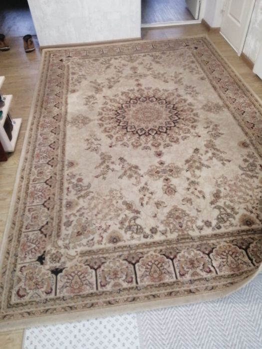 Продам натуральный ковер