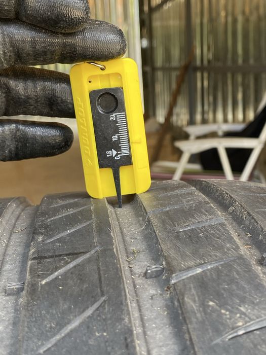 255/45/20 Континентал Летна  Един Брой