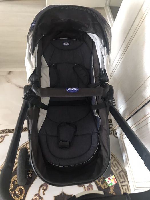 Срочно продам коляску Chicco Urban 2 in 1