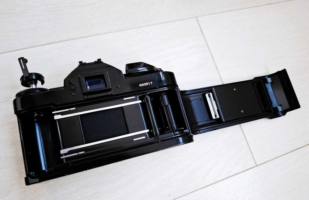 Vintage Canon A1 35mm SLR Film Camera 50mm /1.8 Made in Japan