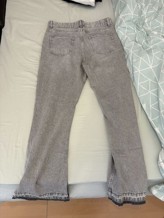 Blugi flared Bershka