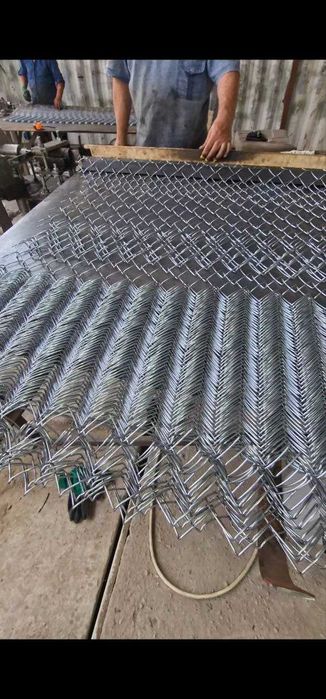 Сетка рабица. Недорого. В наличии 300 рулонов. Доставка.: 118 тг ...