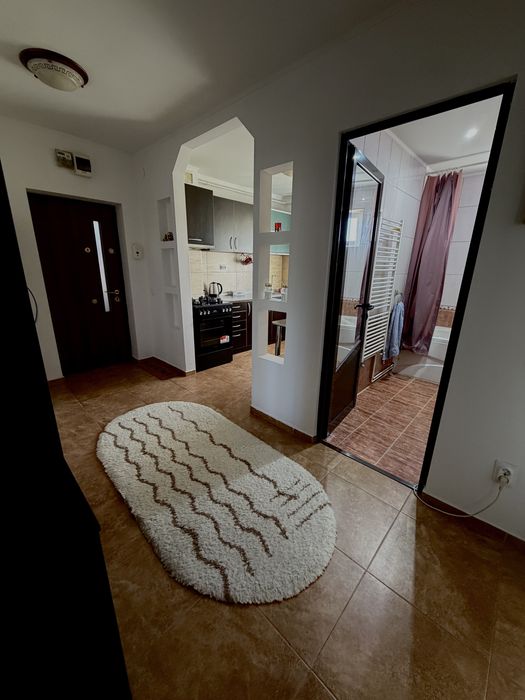 Inchiriez apartament regim hotelier