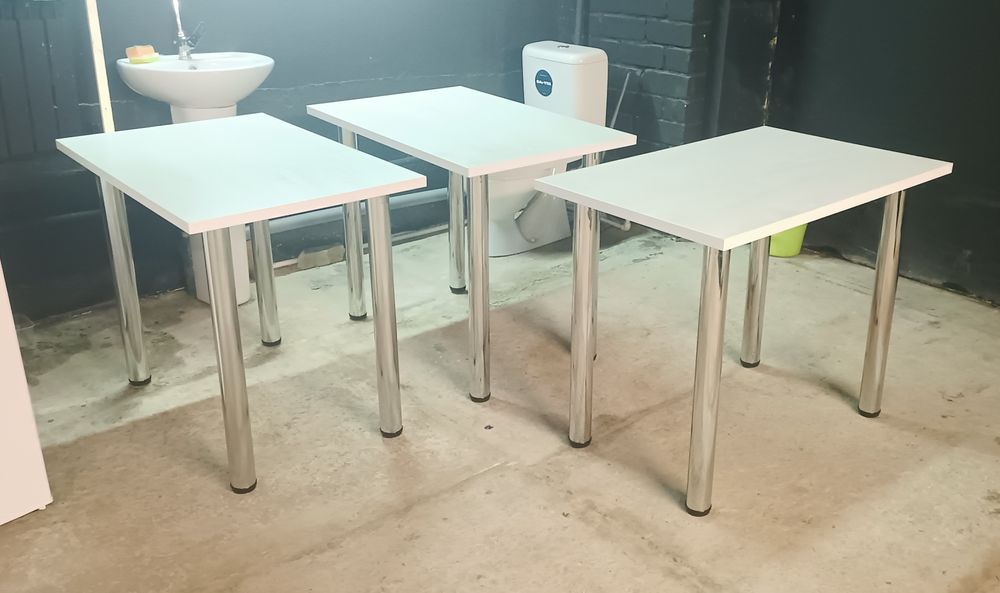 Продам новый стол 60 на 90