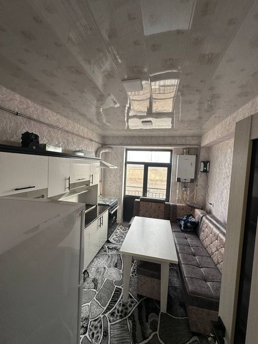 3 xonali Kvartira Arendaga beriladi