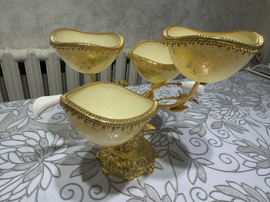 Менажница конфетница посуда