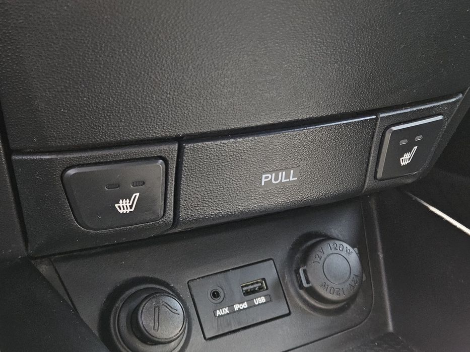 Hyundai i30 1.6 CRDi 2011 Euro 5 Incalzire scaune  Semi piele Climatronic AC Jante aliaj r16 Diesel consum mic hatchback oglinzi electrice  comenzi vo