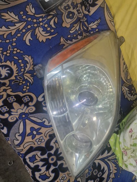 Фара лексус GX470