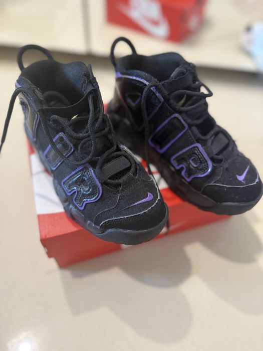 Vând Ghete Nike,stare impecabilă