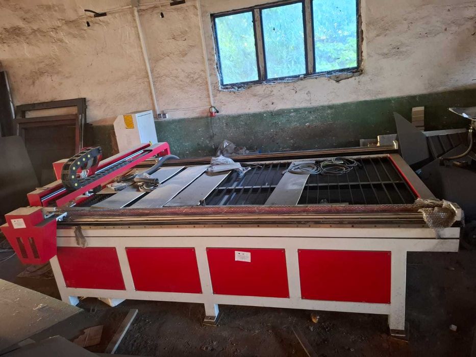 Plasma CNC cutter 1300X 2500 Wintermax 1325 - 100A debitare metal