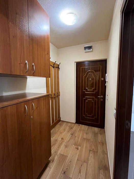 Garsoniera de inchiriat