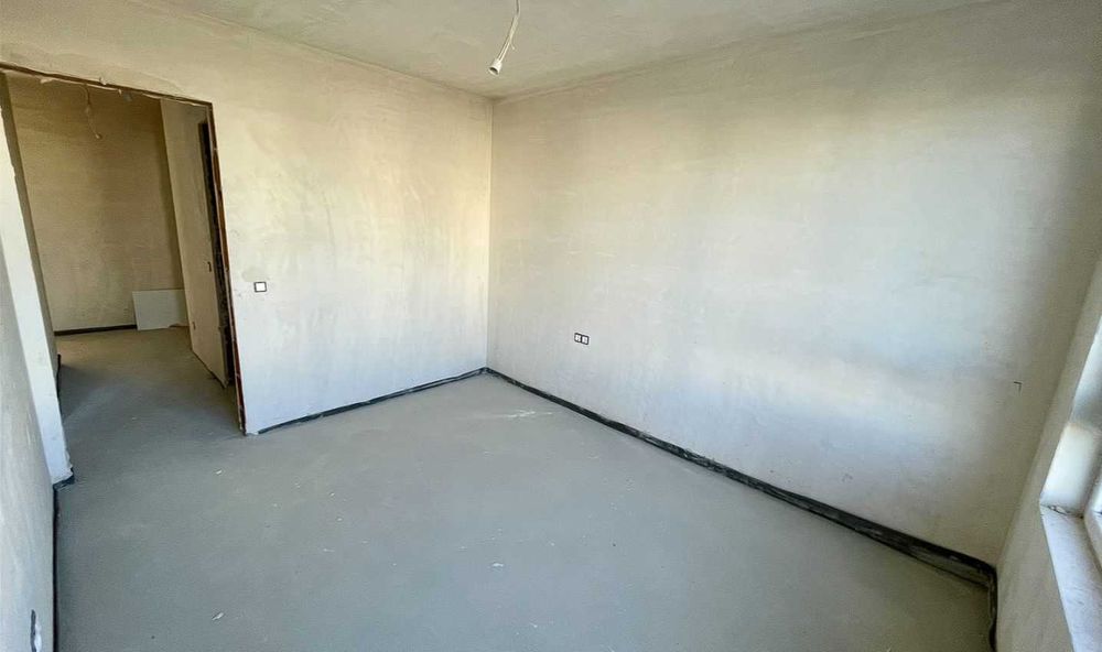 Тристаен апартамент във Връбница 2