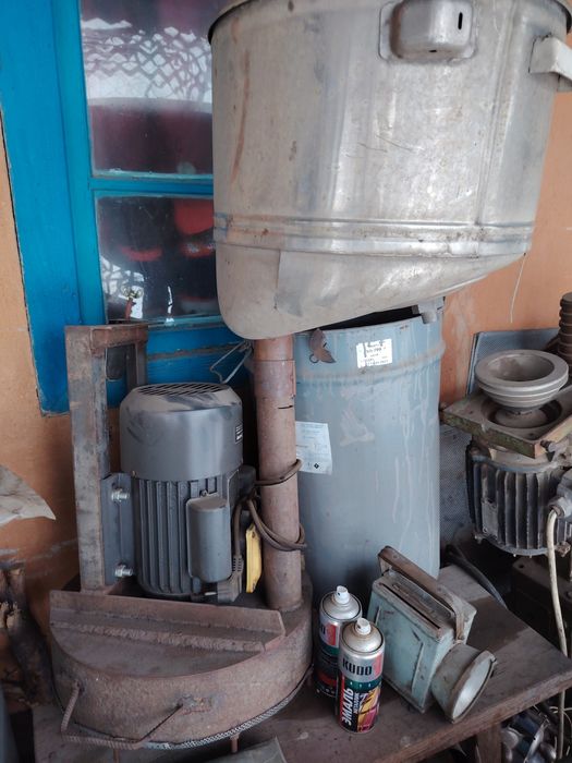 Дробилка для зерна