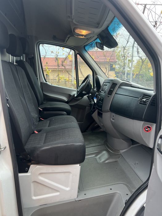 Mercedes sprinter 319 full