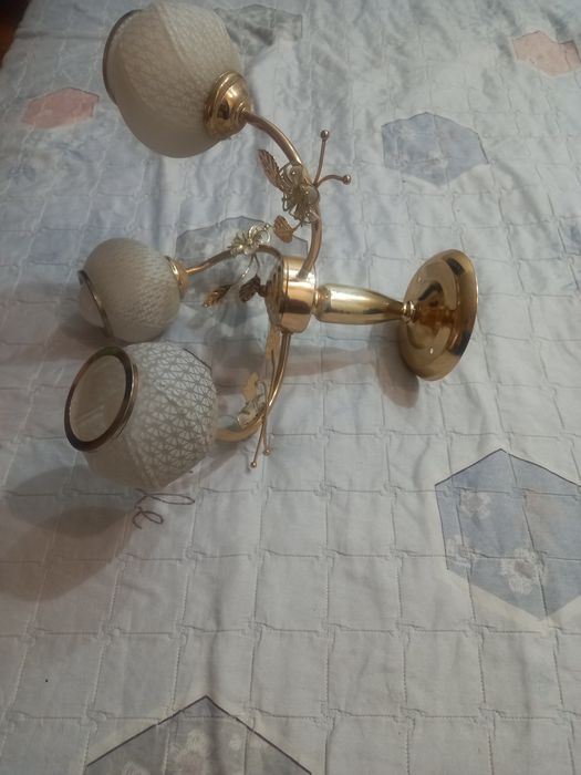 люстра в отличном состоянии