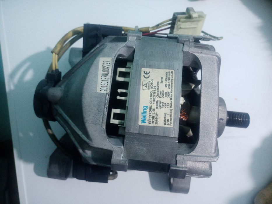 Электродвигатель от стиральной машины Indezit wtl 861