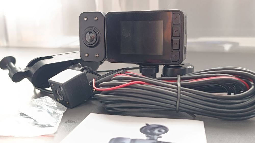 Продам видеорегистратор. Срочно!