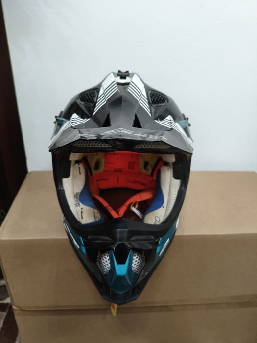 Продам шлем профессиональный