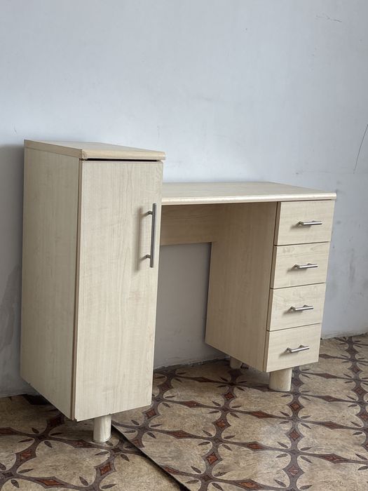 Срочно Продам шкафчик