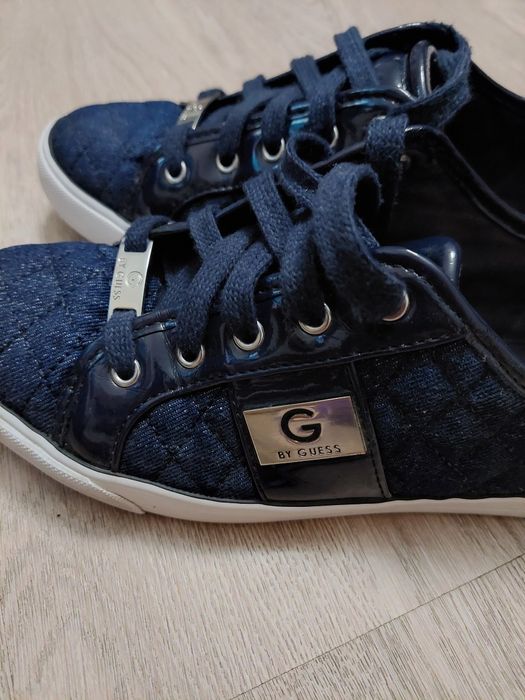 Дамски гуменки Guess