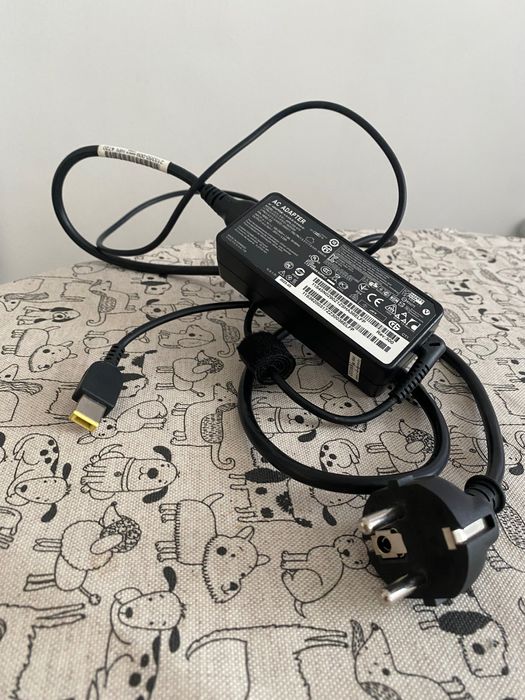 Зарядно за лаптоп Lenovo Yoga 2 65W