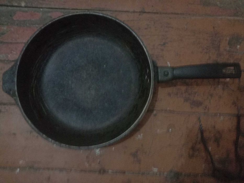 ковородка  27 см