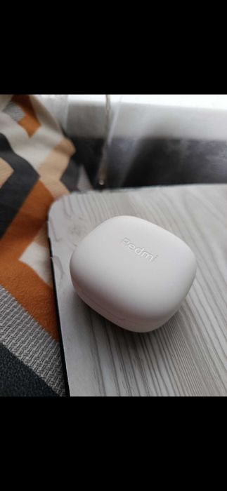 Продам наушники redmi