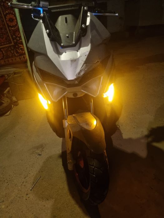 Osaki X-ADV 2 (jialang)