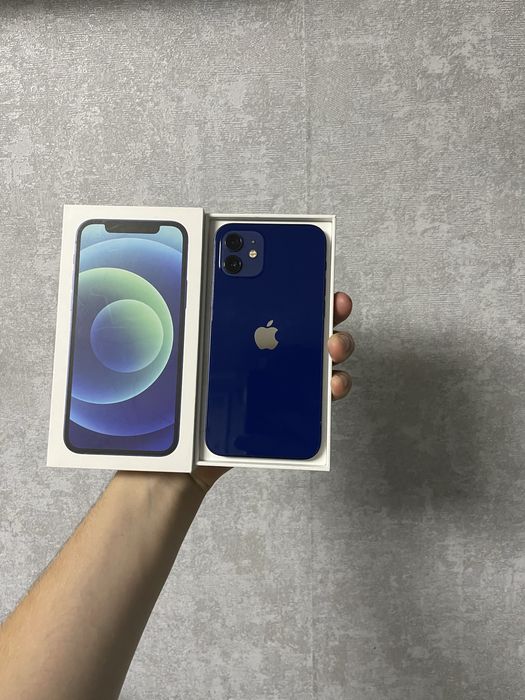 Продам айфон 12 на 128 гб