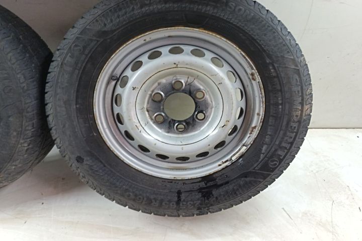 Jante otel cu anvelope 235/65 R16C M+S Semperit 6 1/2Jx10H2 Et62 6x13