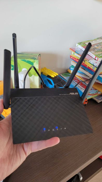 Router ASUS RT-AC58U cu OpenWrt 24.10.4 r28959-29397011cc