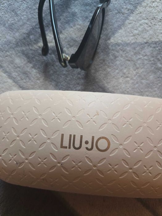 Оригинални слънчеви очила LiuJo