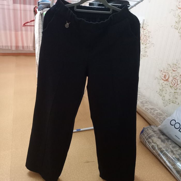 Срочно продаются вещи для школы на девочку