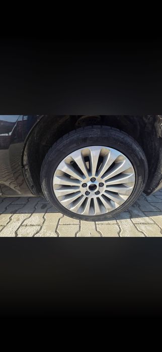 Vând Ford  mondeo sau schimb cu atv
