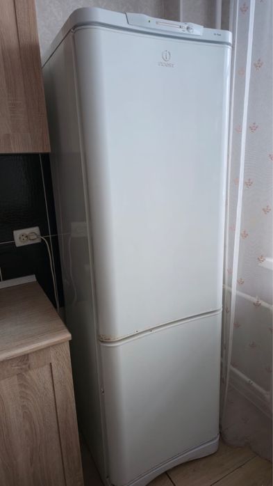 Продам холодильник в хорошем состоянии