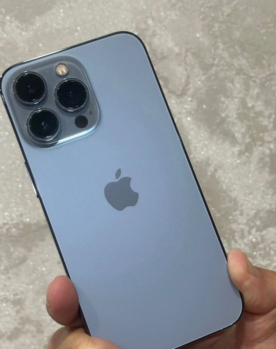 Продам iPhone 13 Pro в идеальном состоянии