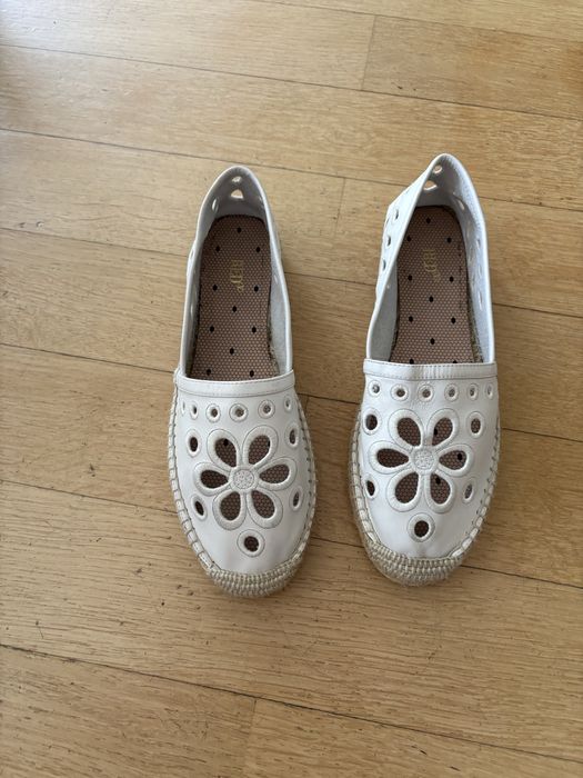 Red Valentino обувки