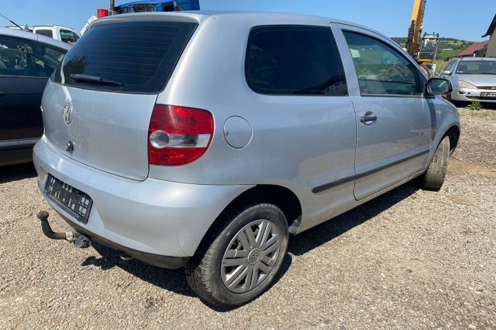 Dezmembrez Volkswagen VW Fox 2 [facelift] [2005 - 2009] Hatchback 3-u