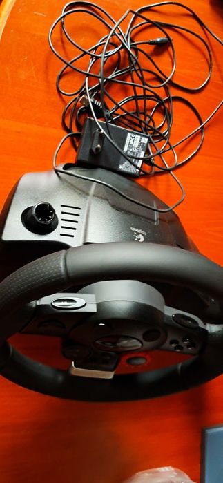 Logitech driving force GT и педали