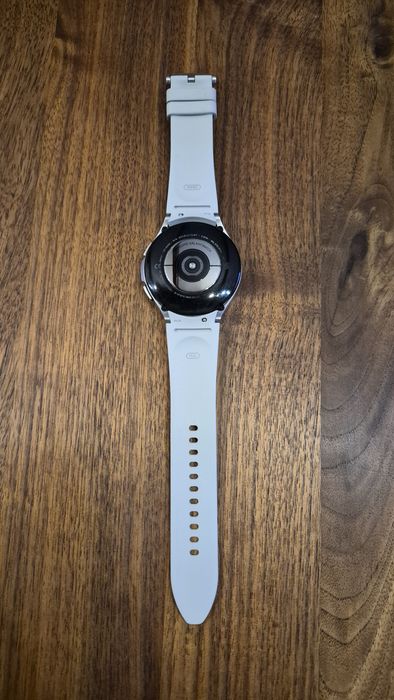 Смарт часовник Samsung Galaxy Watch 4, 46 mm, Classic, Silver