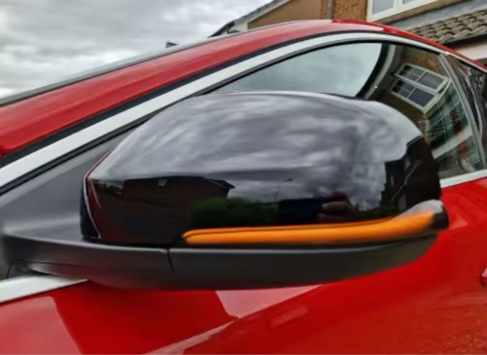 Динамични LED Бягащи Мигачи за VOLVO S60, S80, V40, V60, V70