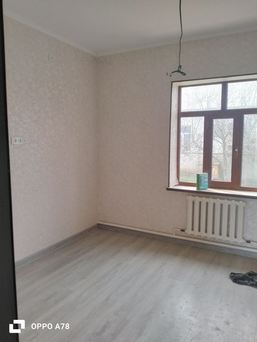 Yangi qurilgan xovli uy sotiladi