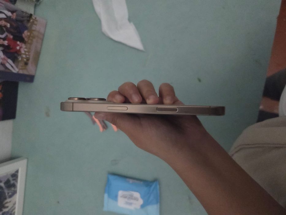 Продам iPhone 16 pro