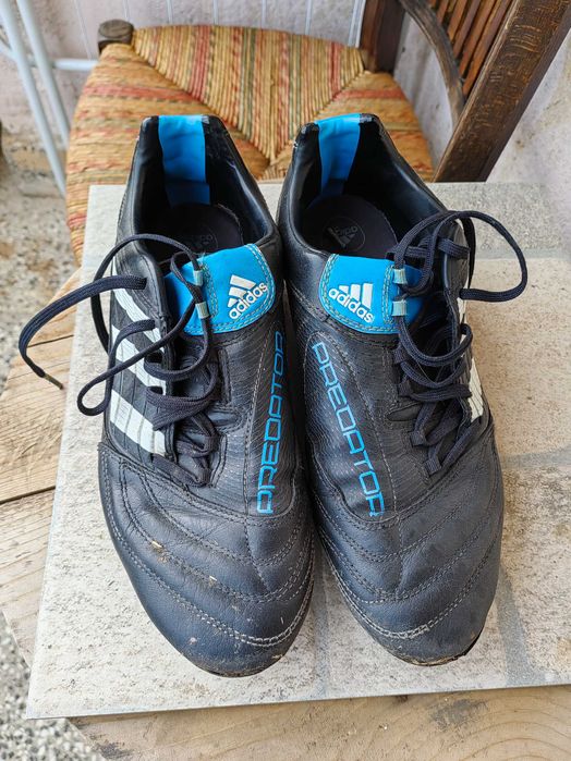 Футболни обувки - бутонки 43 професионални Adidas Predator