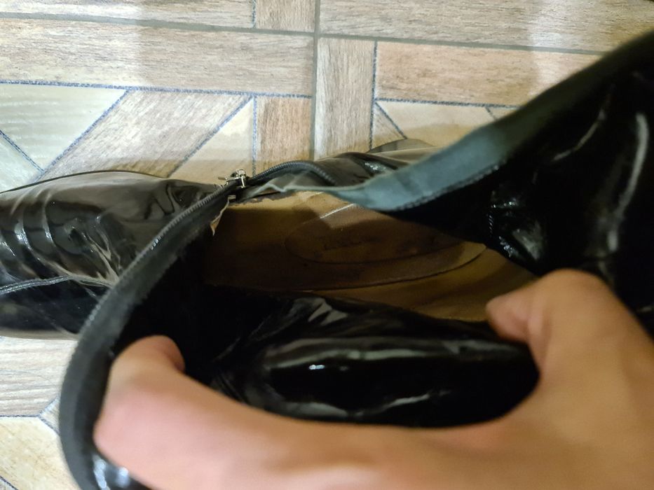 Продам б/у женские сапоги 39/40 размер