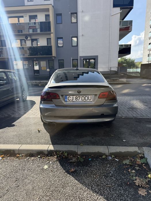 BMW Seria 3 0 — imagine 3