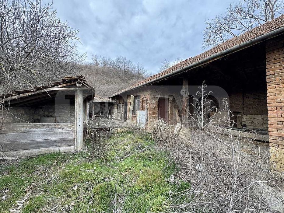 Продава се Къща в с. Джулюница, Област Русе - 160 кв.м за 75 €/кв.м - Снимка #15