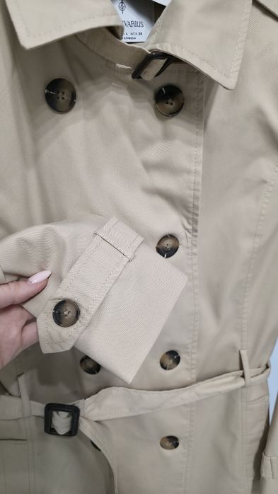 Trenci bej deschis Stradivarius, marimea L (se potrivește pentru M)